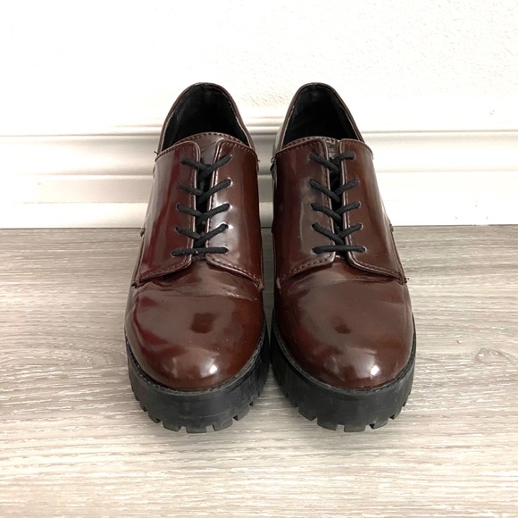 ZARA - Burgandy lace boot heels - size 6 - Picture 2 of 4